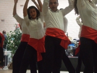 221724_1047631223396_1004151686_159957_613_n